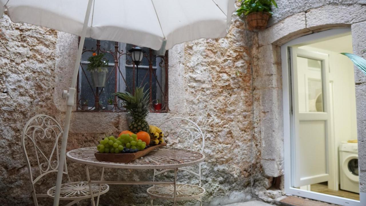 Apartmani Tripalo Имотски Экстерьер фото
