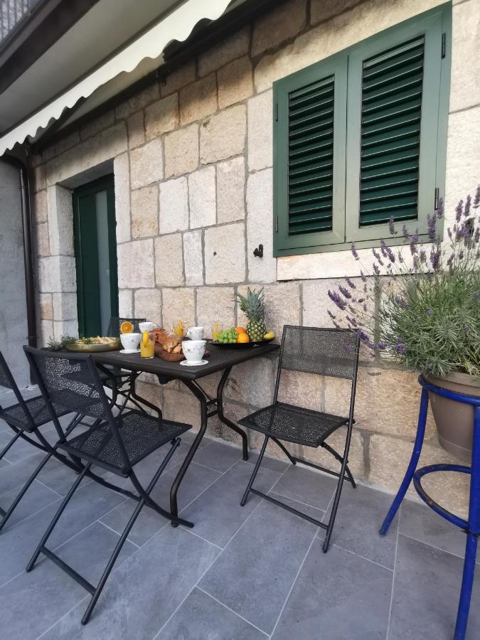 Apartmani Tripalo Имотски Экстерьер фото