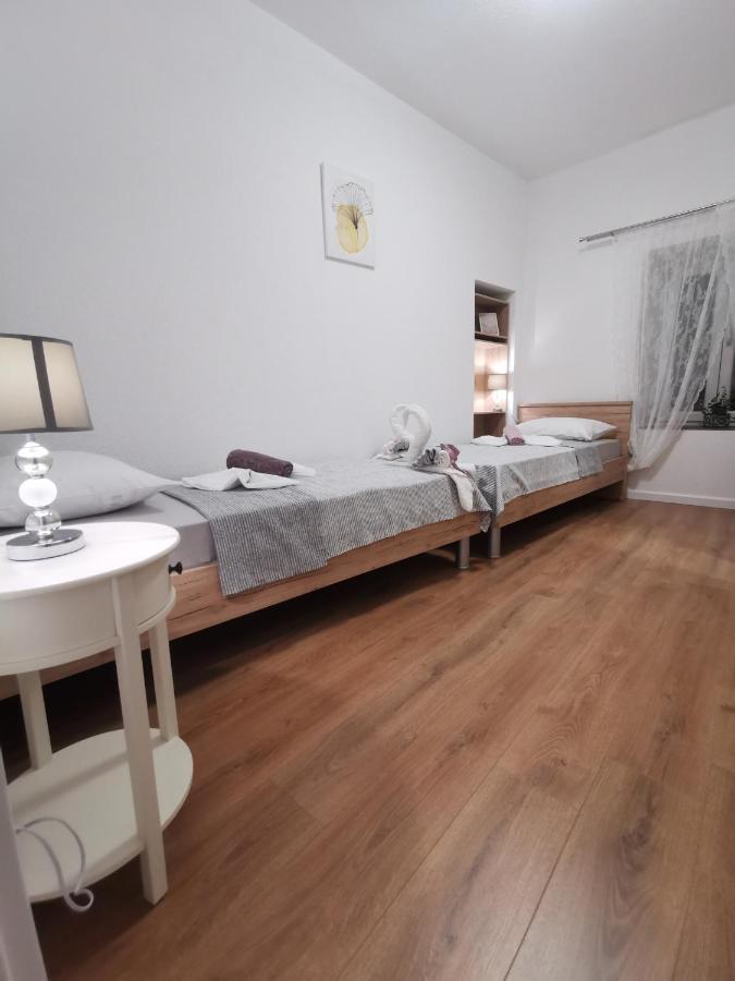Apartmani Tripalo Имотски Экстерьер фото