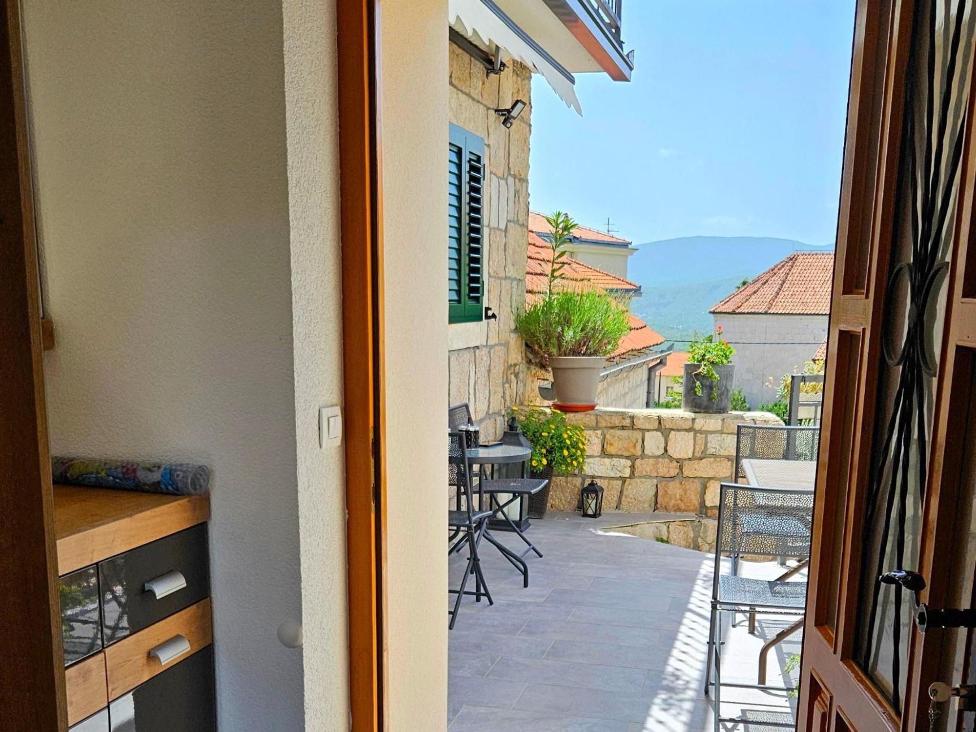 Apartmani Tripalo Имотски Экстерьер фото