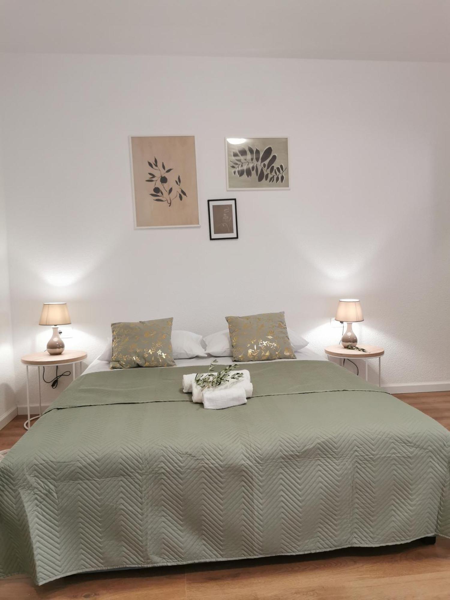 Apartmani Tripalo Имотски Номер фото
